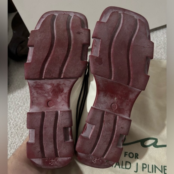 Vintage Donald J Pliner Sneakers from early 2000’s so cool great condition sz 6 - Picture 6 of 6